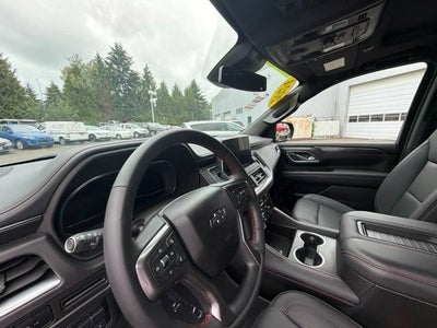 2024 Chevrolet Suburban RST