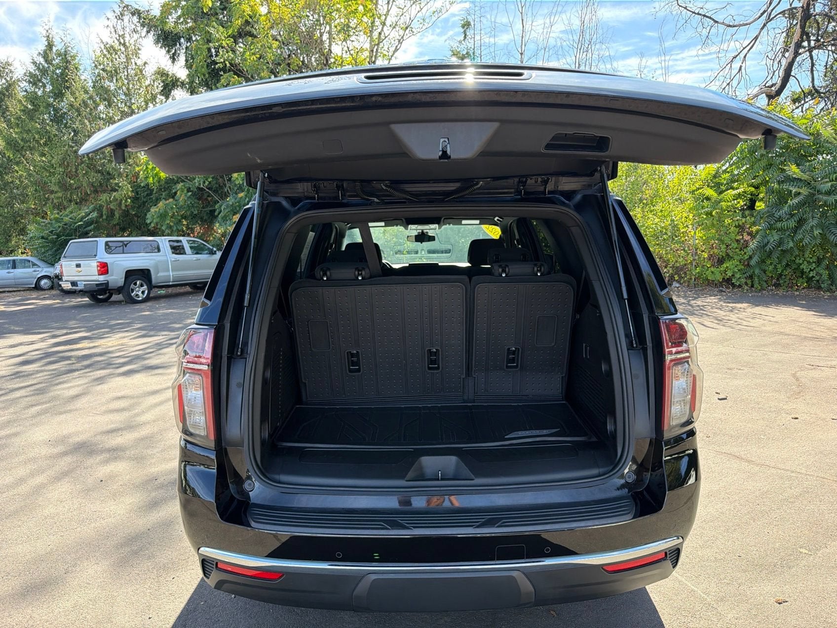 2022 Chevrolet Tahoe LS