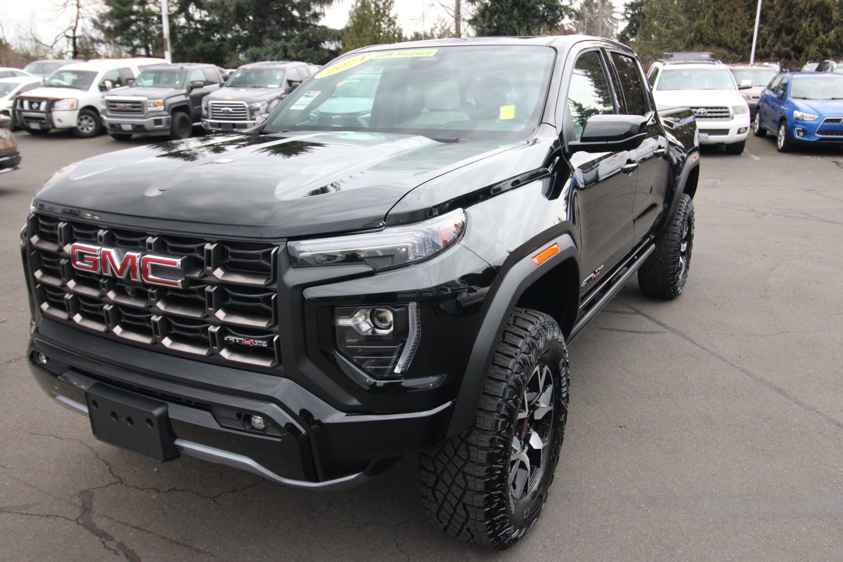 2024 GMC Canyon AT4X