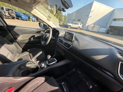 2016 Mazda Mazda3 Hatchback i Sport