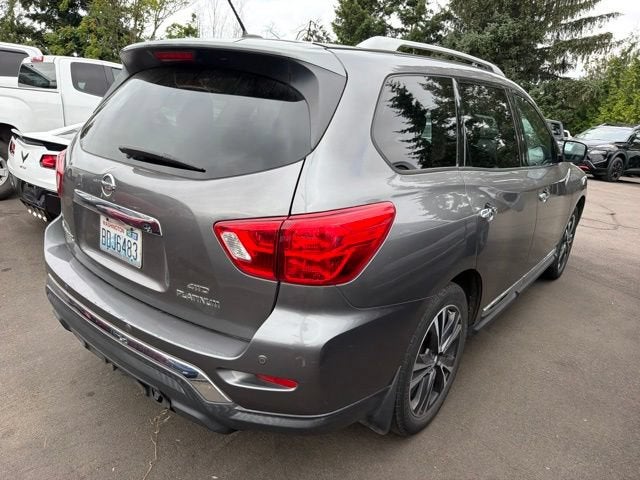 2017 Nissan Pathfinder Platinum