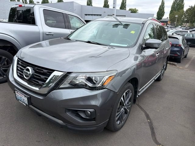 2017 Nissan Pathfinder Platinum