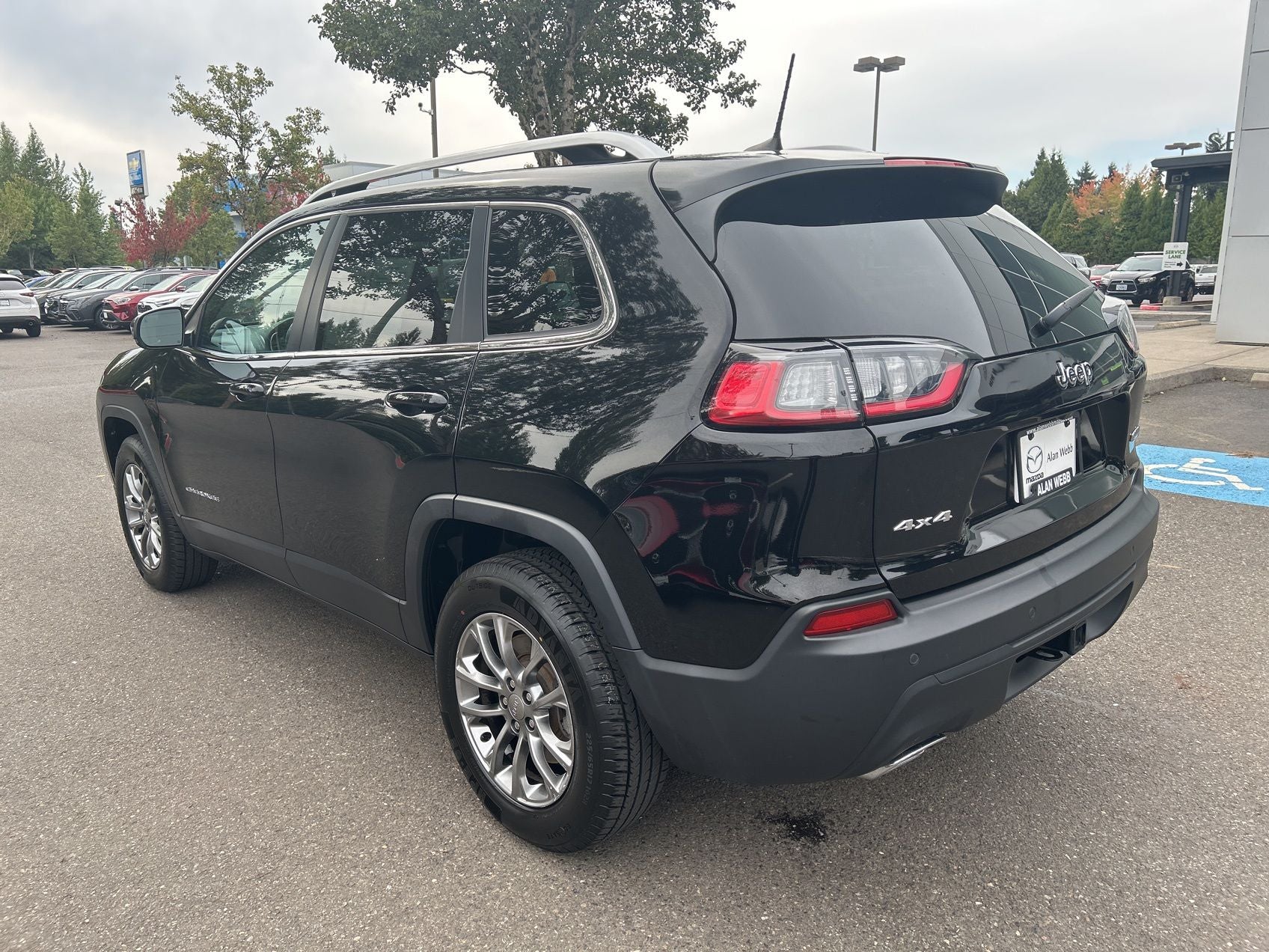 2020 Jeep Cherokee Latitude Plus