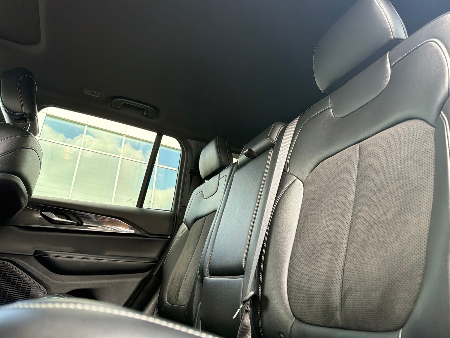 2023 Jeep Grand Cherokee Altitude X