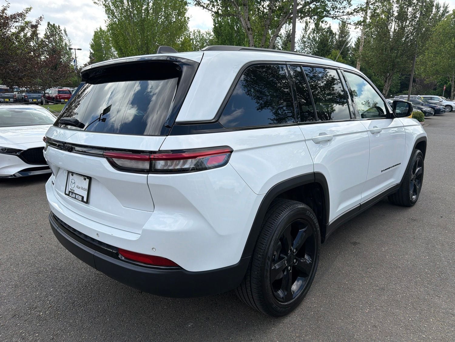 2023 Jeep Grand Cherokee Altitude X