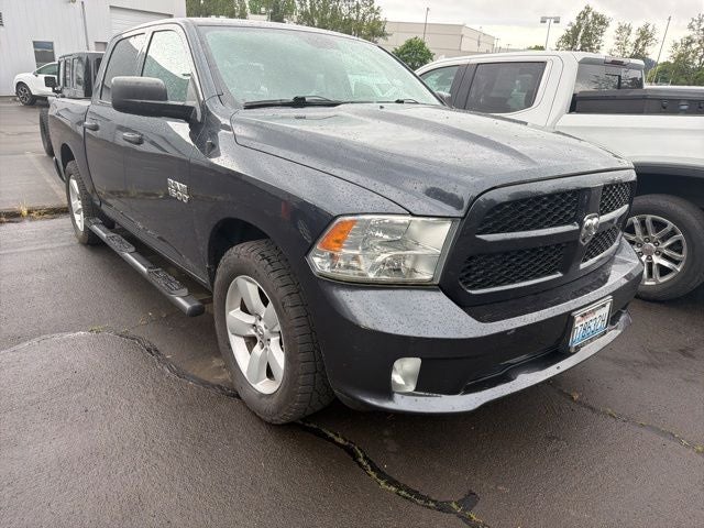 2016 RAM 1500 Express Crew Cab 5'7" (Fleet)'s photo