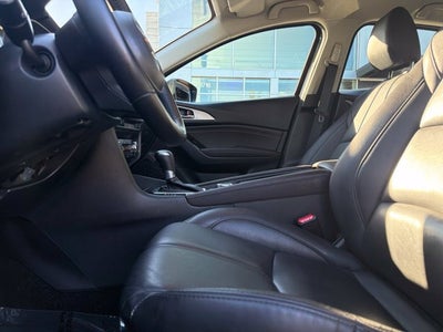 2018 Mazda Mazda3 Touring