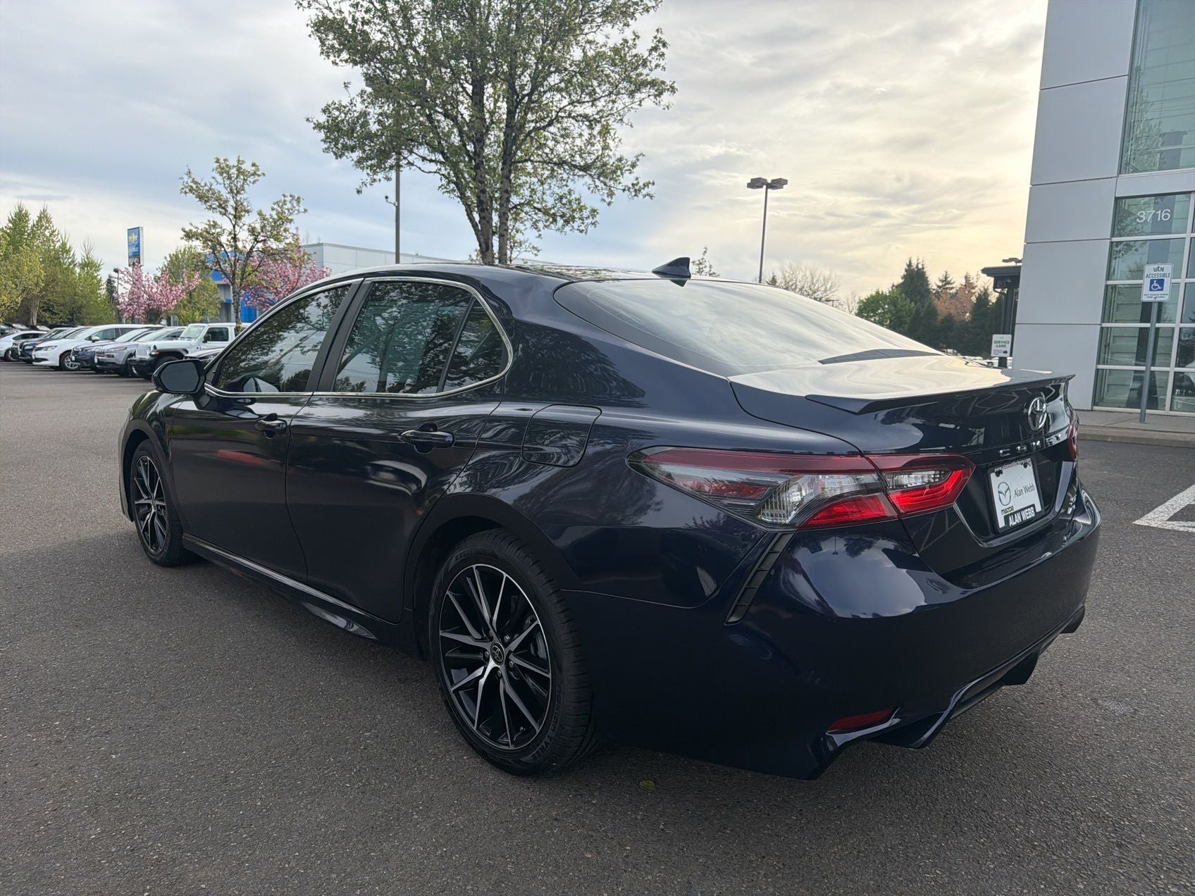 2022 Toyota Camry SE