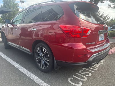 2017 Nissan Pathfinder Platinum
