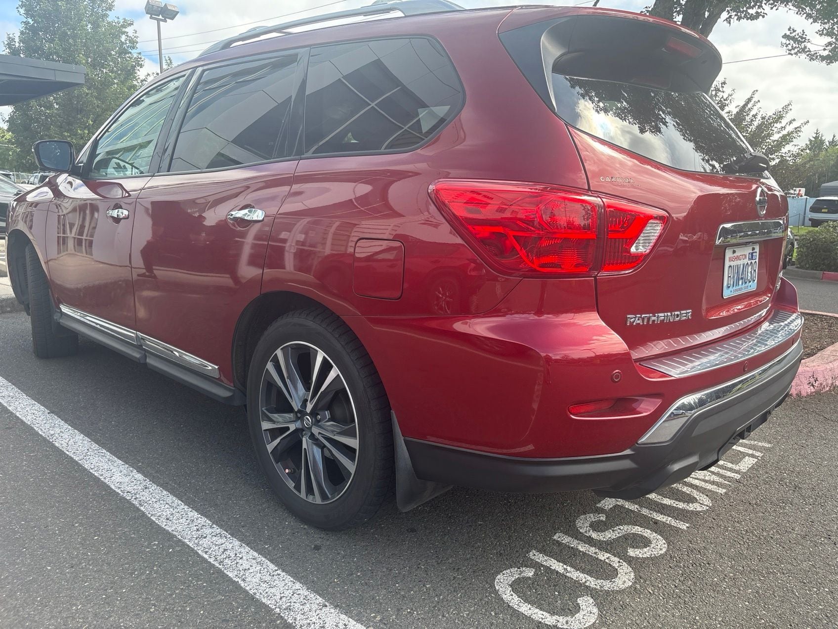 2017 Nissan Pathfinder Platinum