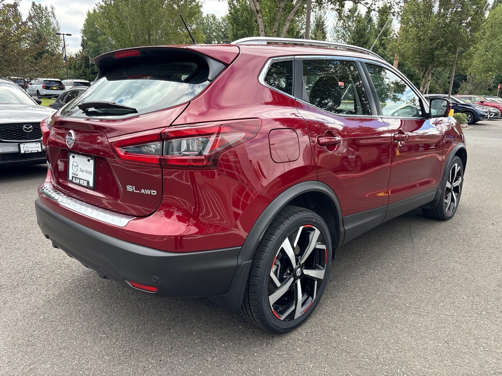 2022 Nissan Rogue Sport SL