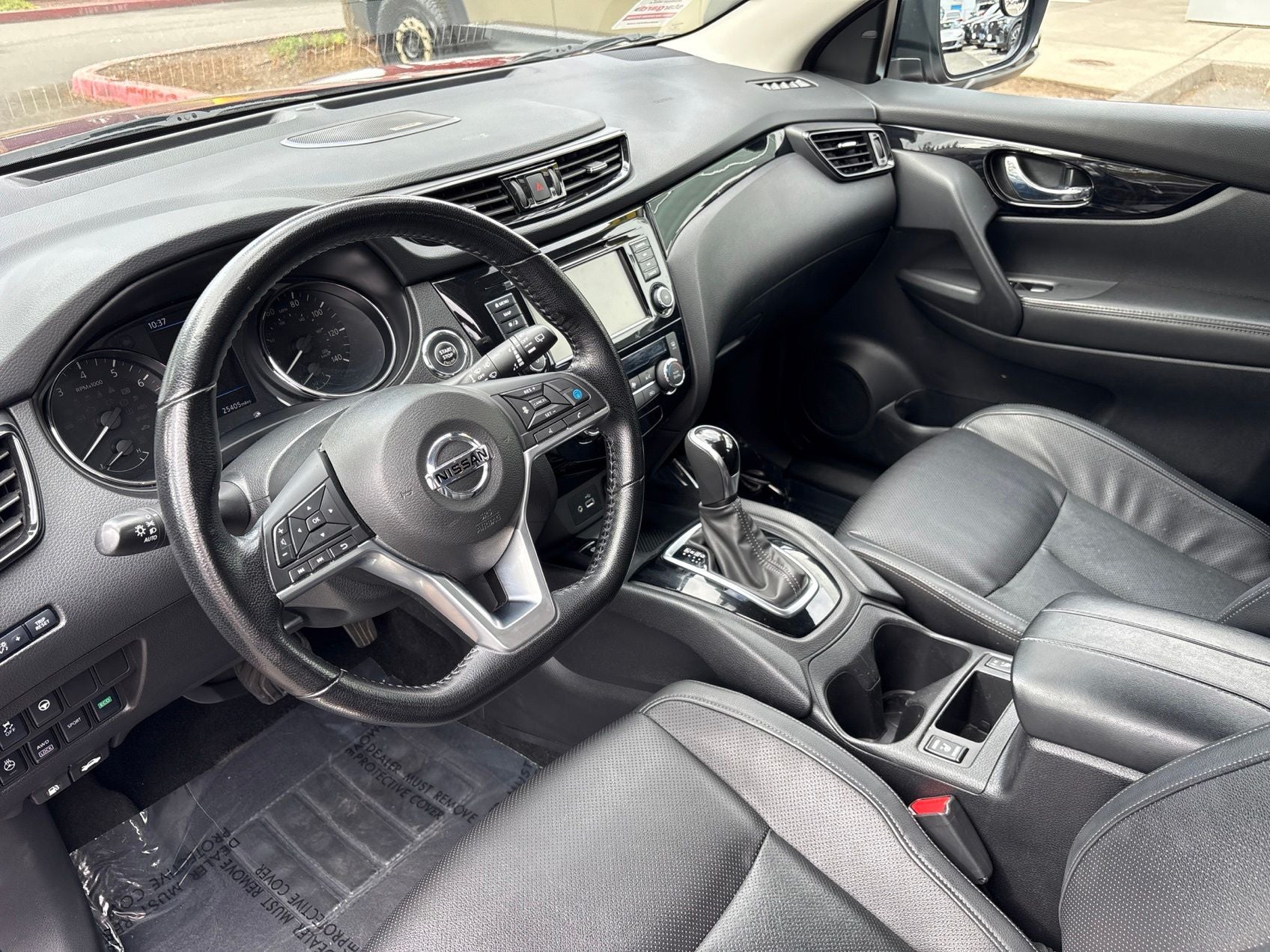 2022 Nissan Rogue Sport SL