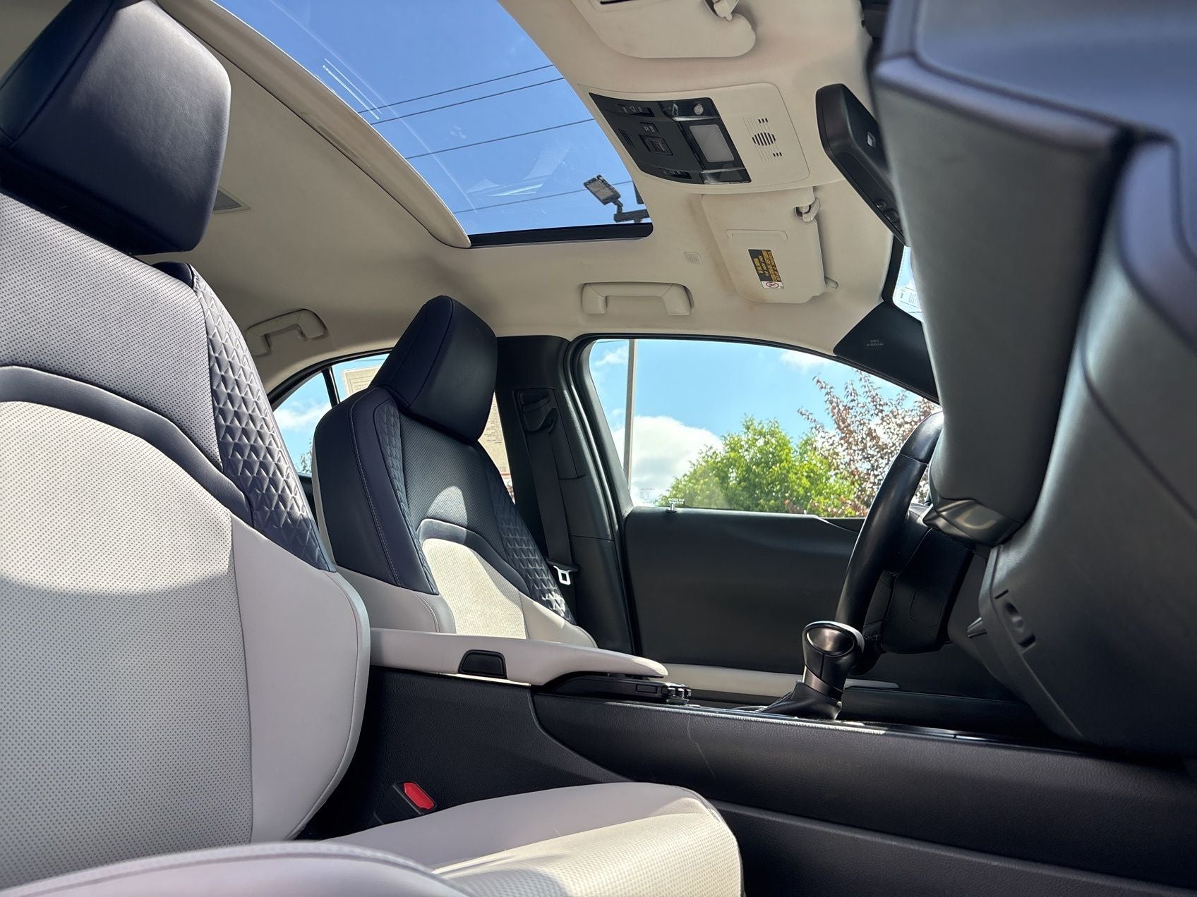 2019 Lexus UX 250h Base
