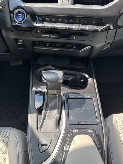 2019 Lexus UX 250h Base