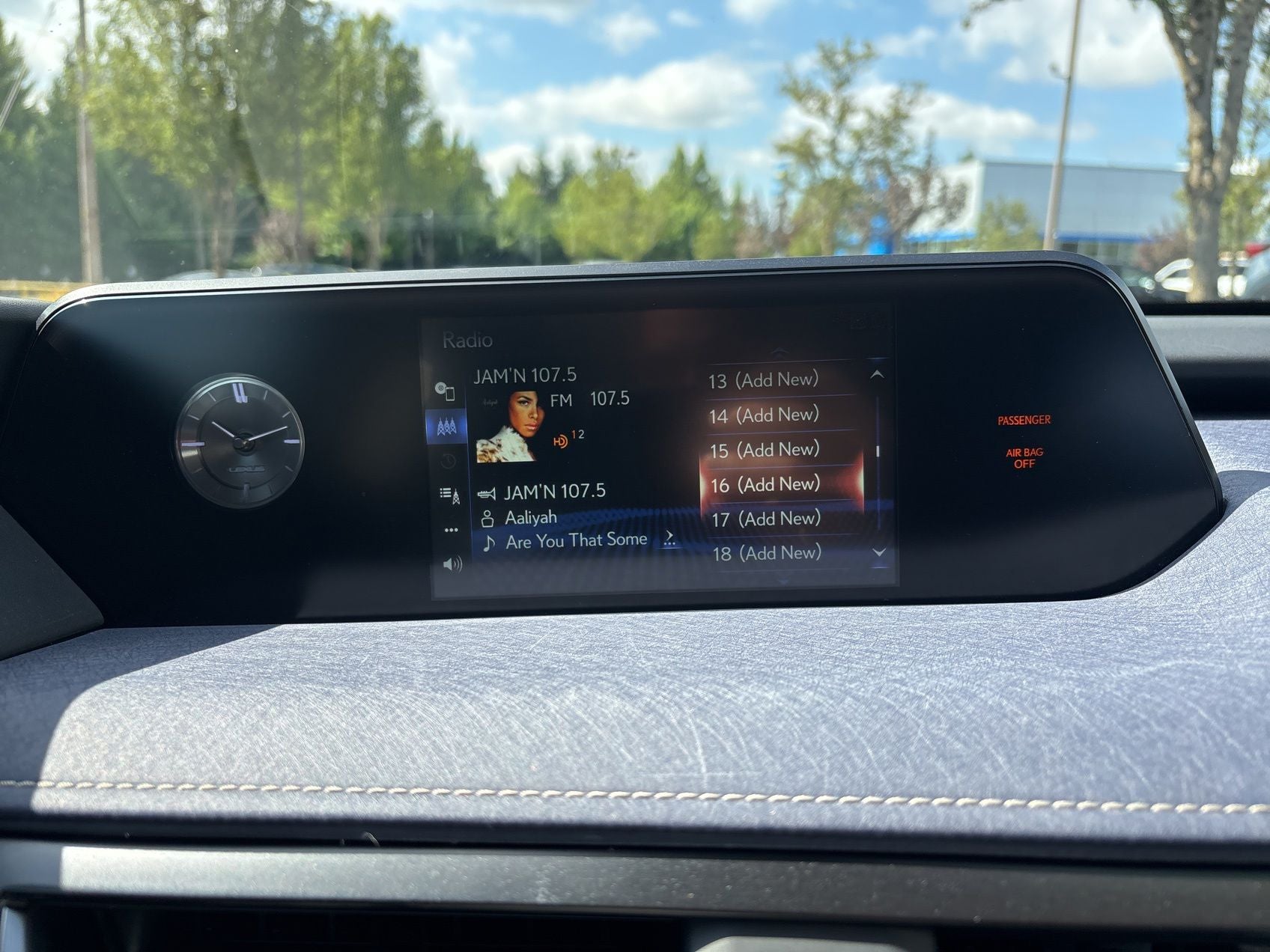 2019 Lexus UX 250h Base