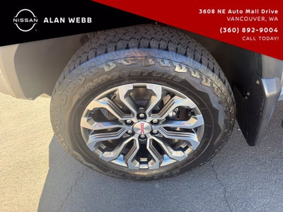 2023 GMC Canyon Denali