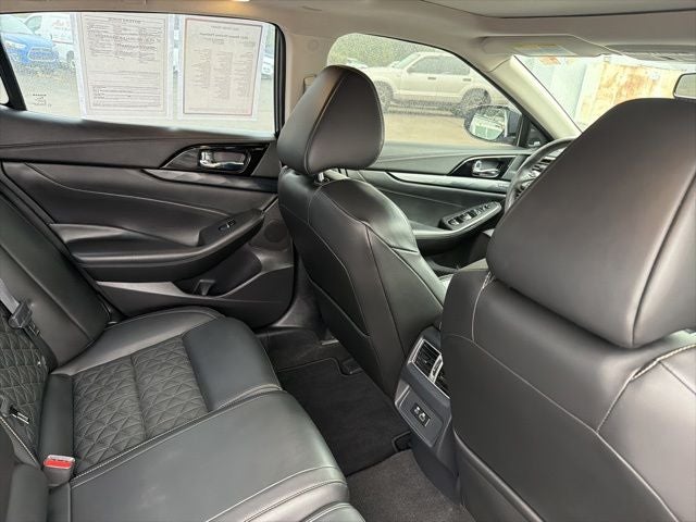 2021 Nissan Maxima Platinum