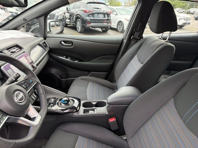 2025 Nissan Leaf SV Plus
