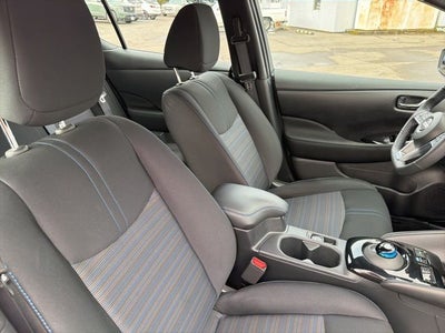 2025 Nissan Leaf SV Plus