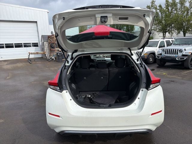 2025 Nissan Leaf SV Plus