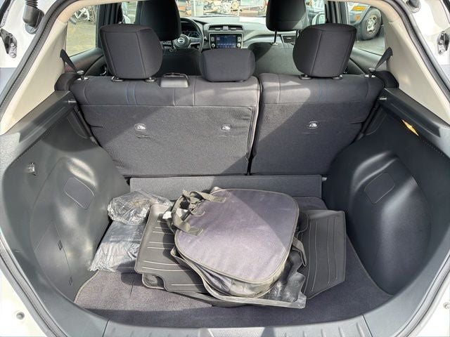 2025 Nissan Leaf SV Plus