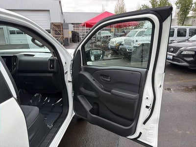 2025 Nissan Frontier S