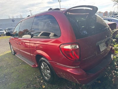 2005 Chrysler Town & Country Limited