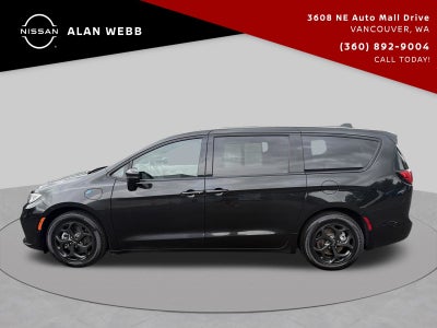 2022 Chrysler Pacifica Hybrid Touring L