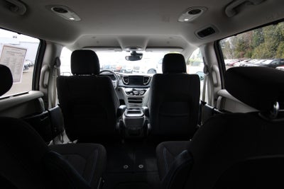 2021 Chrysler Pacifica Touring