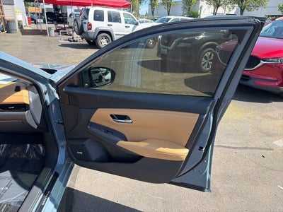 2024 Nissan Sentra SV Premium