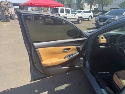 2024 Nissan Sentra SV Premium