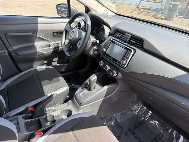 2025 Nissan Versa 1.6 S