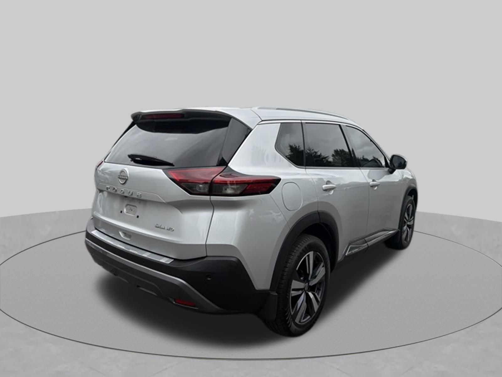 2022 Nissan Rogue SL