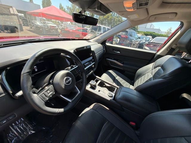 2024 Nissan Pathfinder Platinum CERTIFIED
