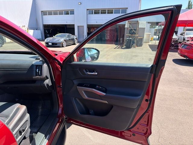 2024 Nissan Pathfinder Platinum CERTIFIED