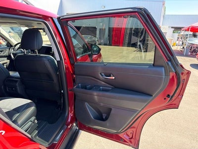 2024 Nissan Pathfinder Platinum CERTIFIED