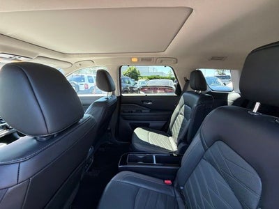 2024 Nissan Pathfinder Platinum CERTIFIED