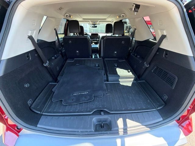 2024 Nissan Pathfinder Platinum CERTIFIED