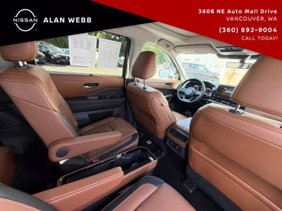 2025 Nissan Pathfinder Platinum