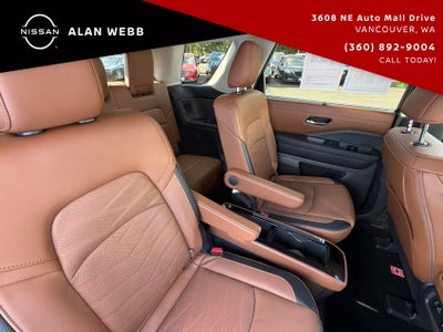 2025 Nissan Pathfinder Platinum