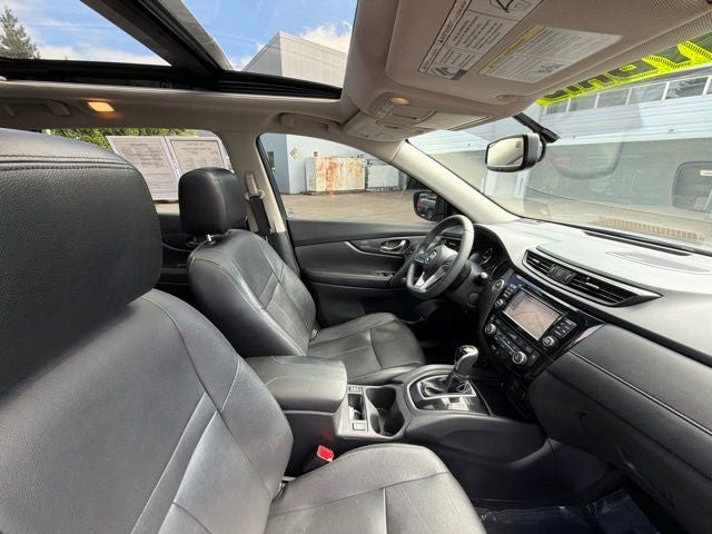 2017 Nissan Rogue Hybrid SV