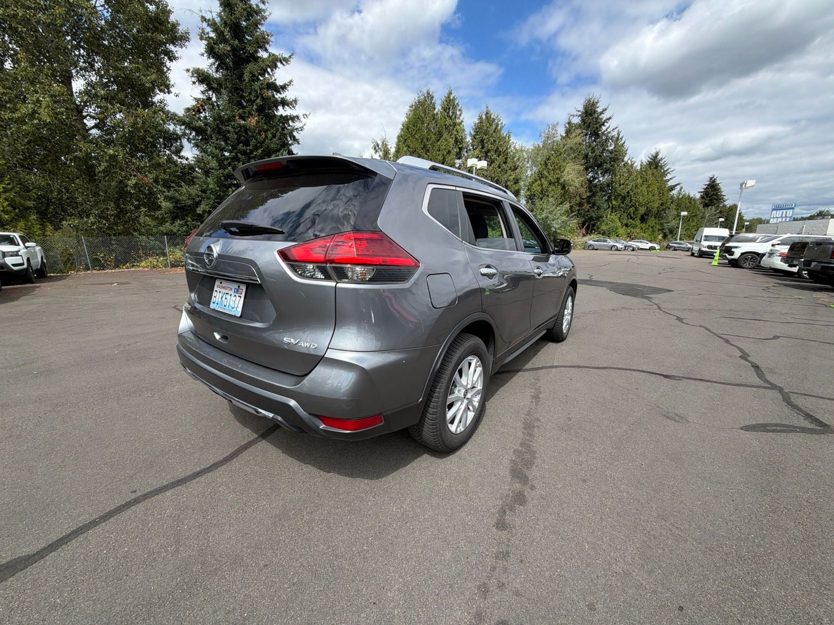2017 Nissan Rogue SV