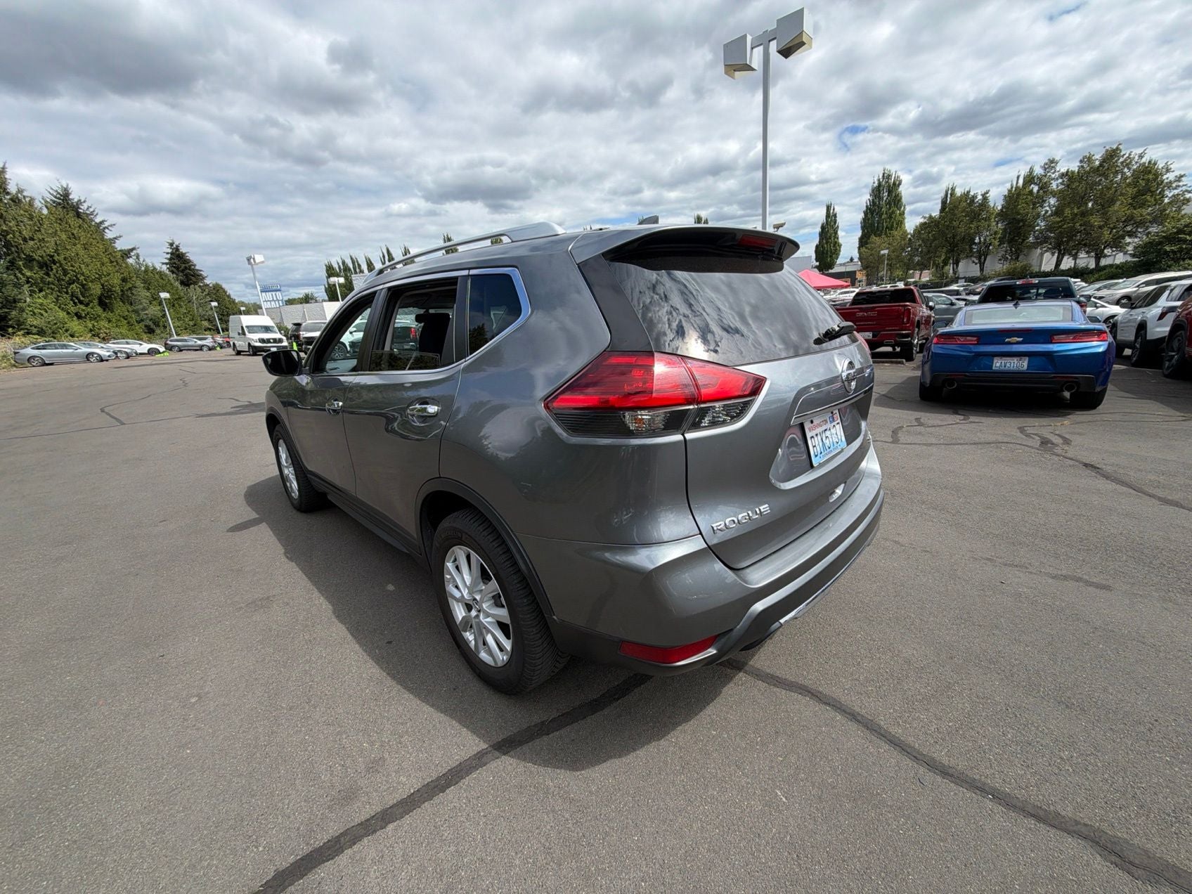 2017 Nissan Rogue SV