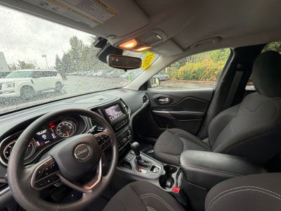 2021 Jeep Cherokee Latitude