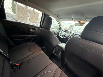 2021 Jeep Cherokee Latitude