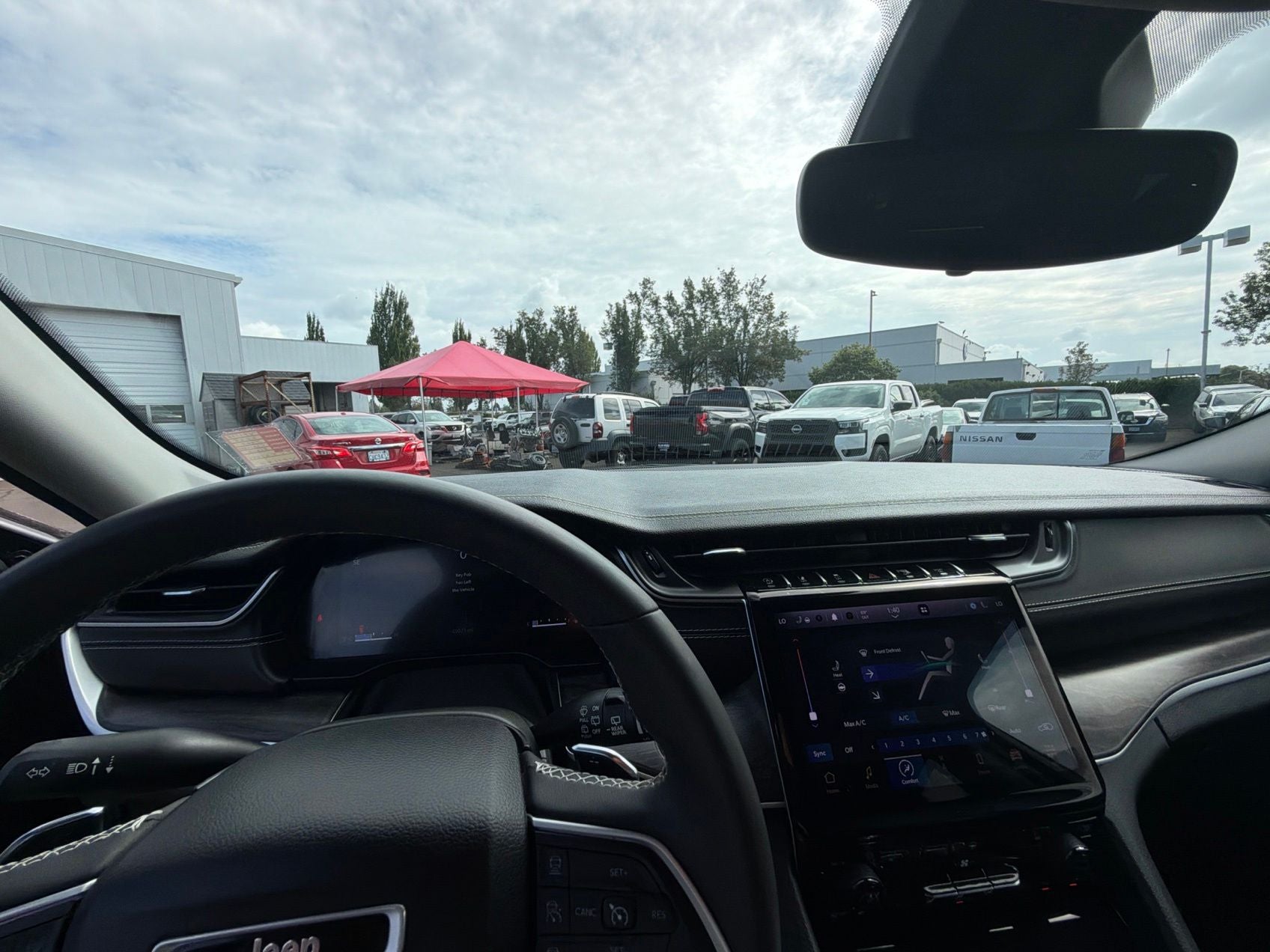 2023 Jeep Grand Cherokee Limited - Photo 17