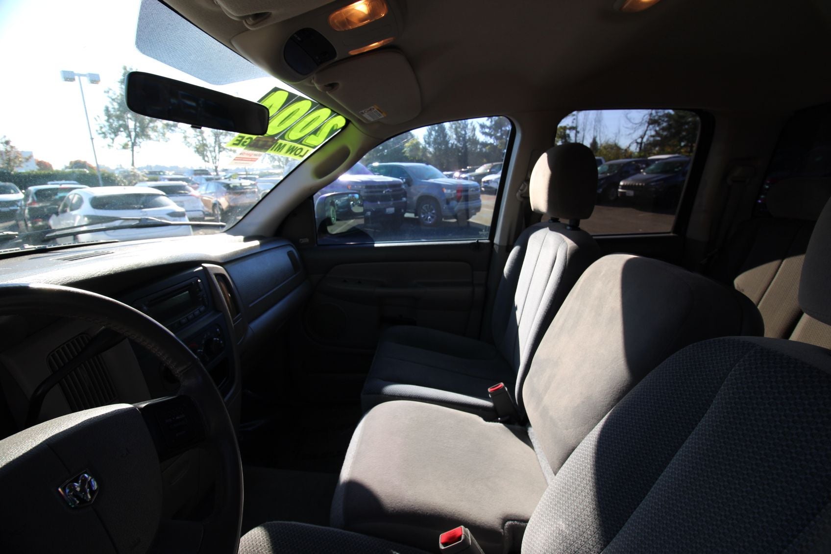 2004 Dodge Ram 1500 SLT