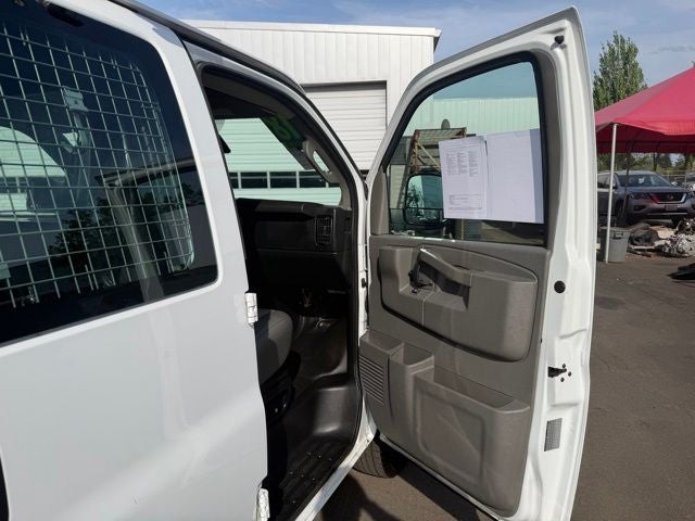 2018 Chevrolet Express 2500 Work Van Cargo