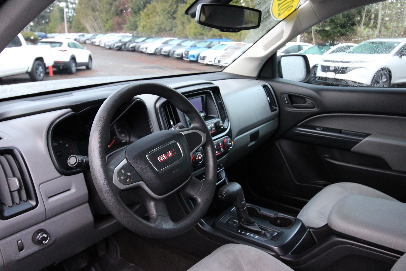 2016 GMC Canyon Base