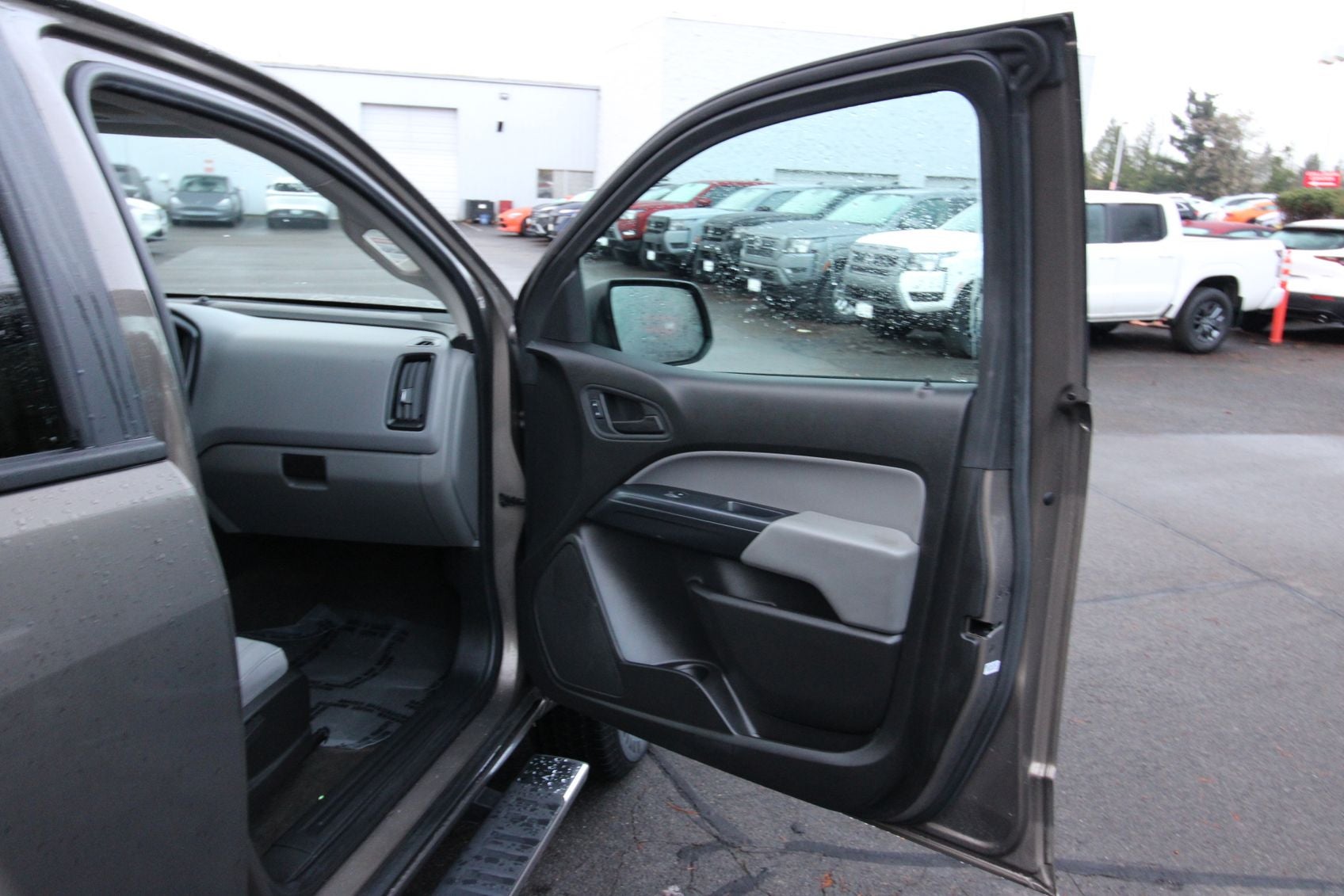 2016 GMC Canyon Base